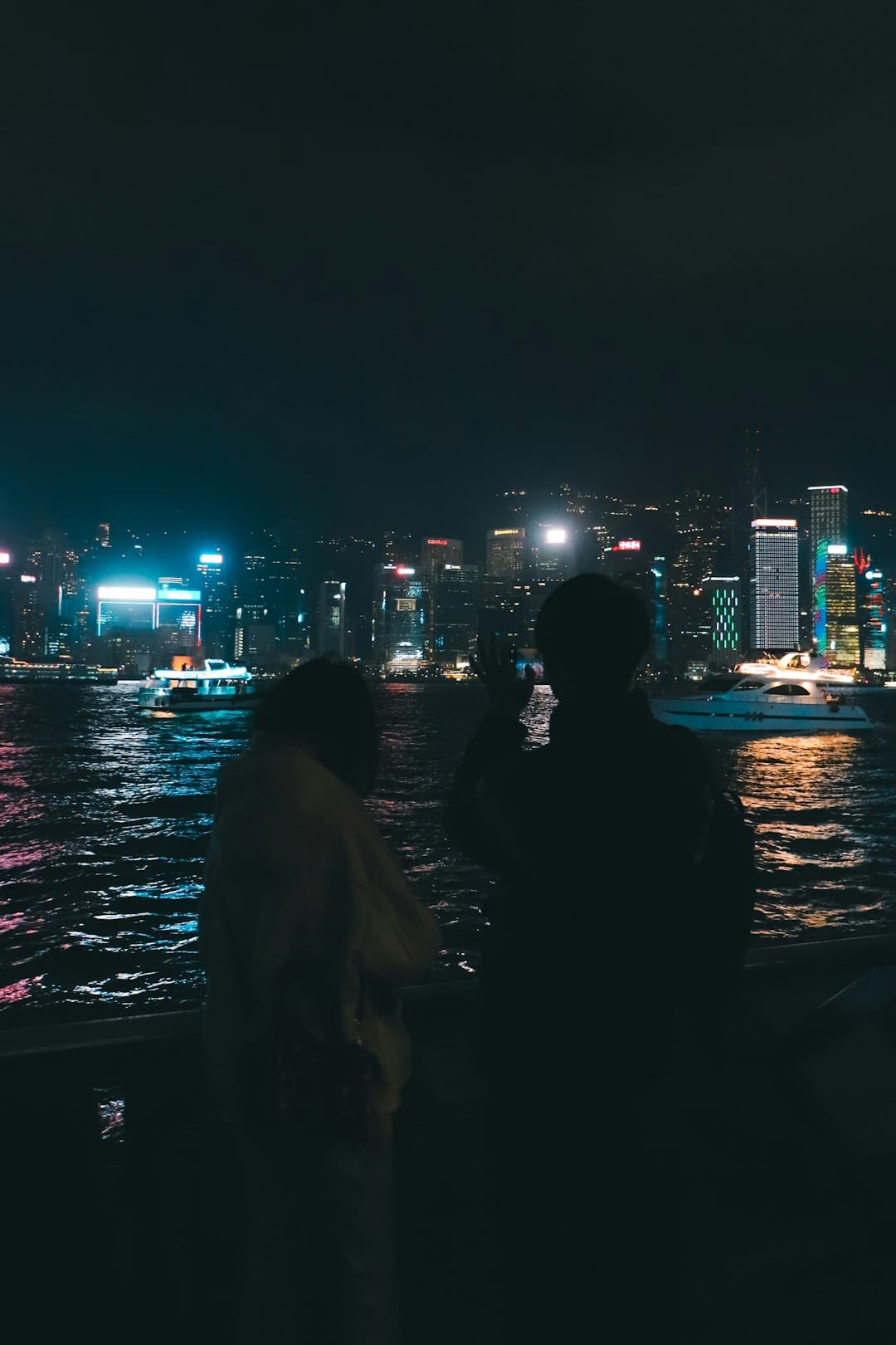 东方财富网关于展开冲击整治“网络水军”专项举动的公告